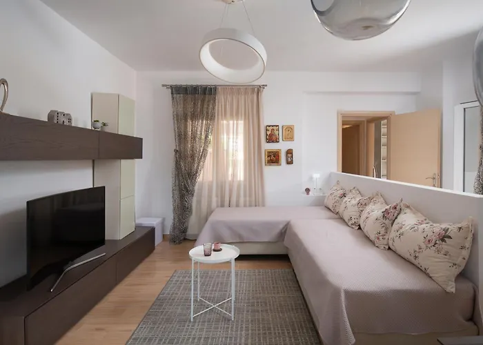 דירה Lakis House ניקיטי
